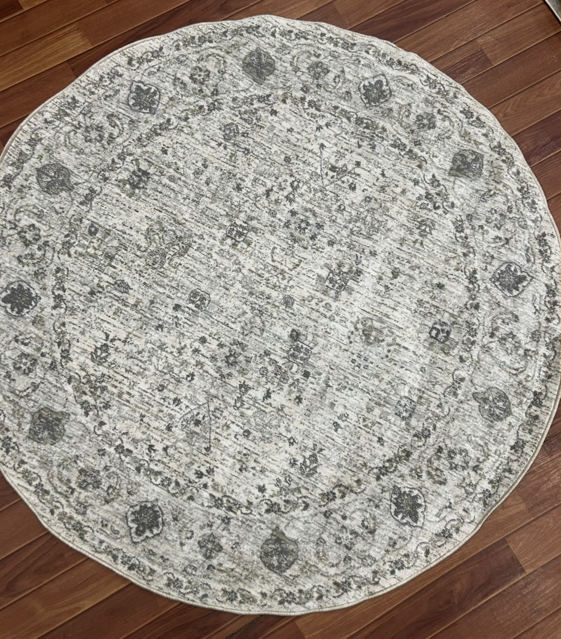 Luna Vintage Medallion Round Rug – Grey & Ivory