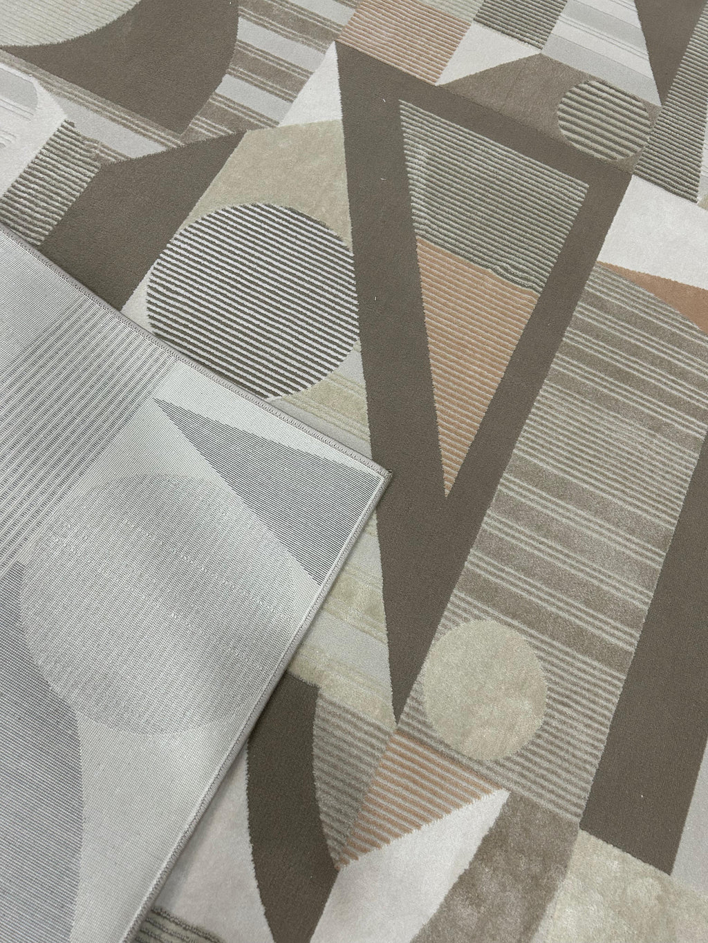 Abstract Geometric Modern Rug