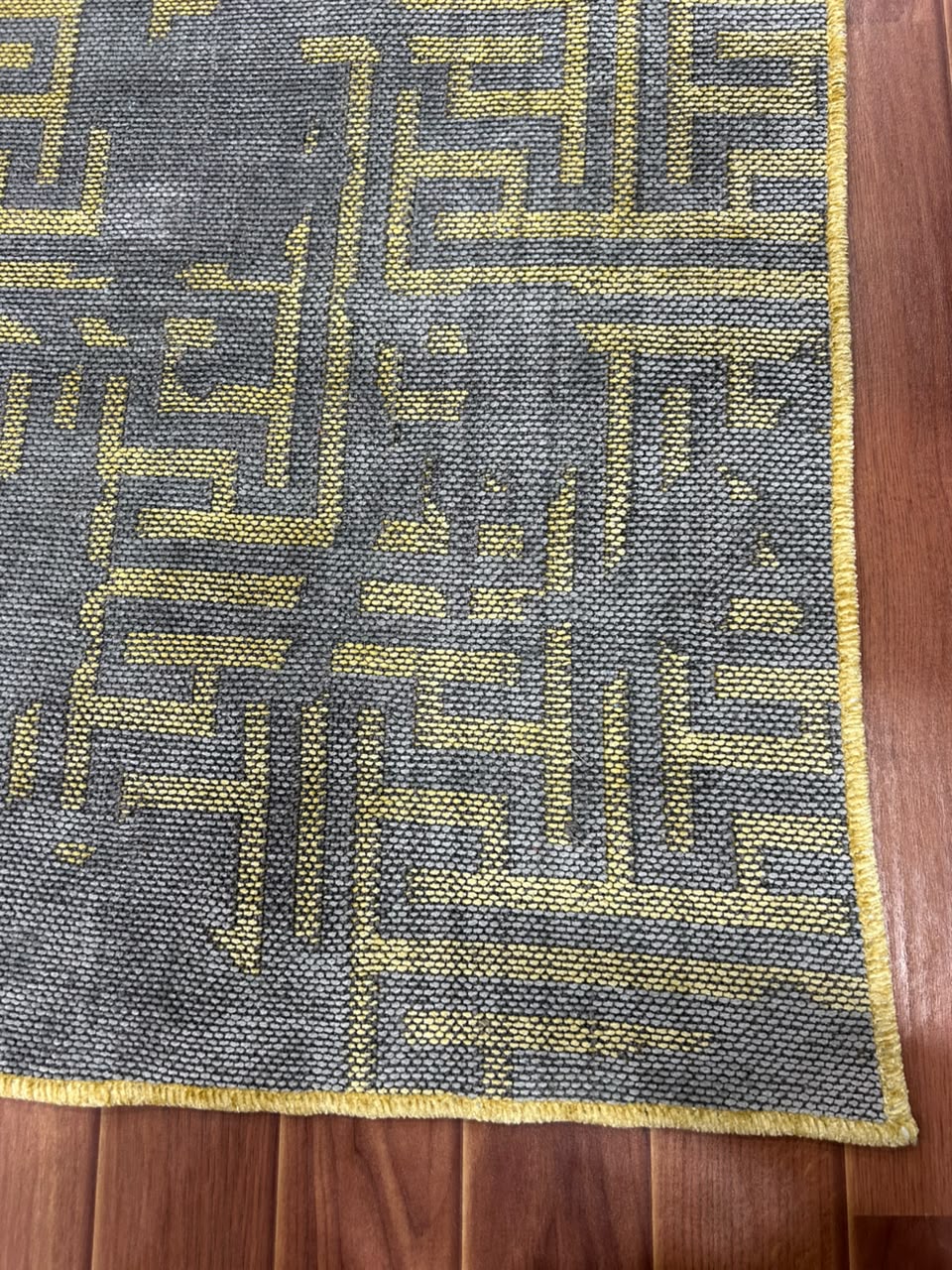 Interlocking Maze Geometric Rug