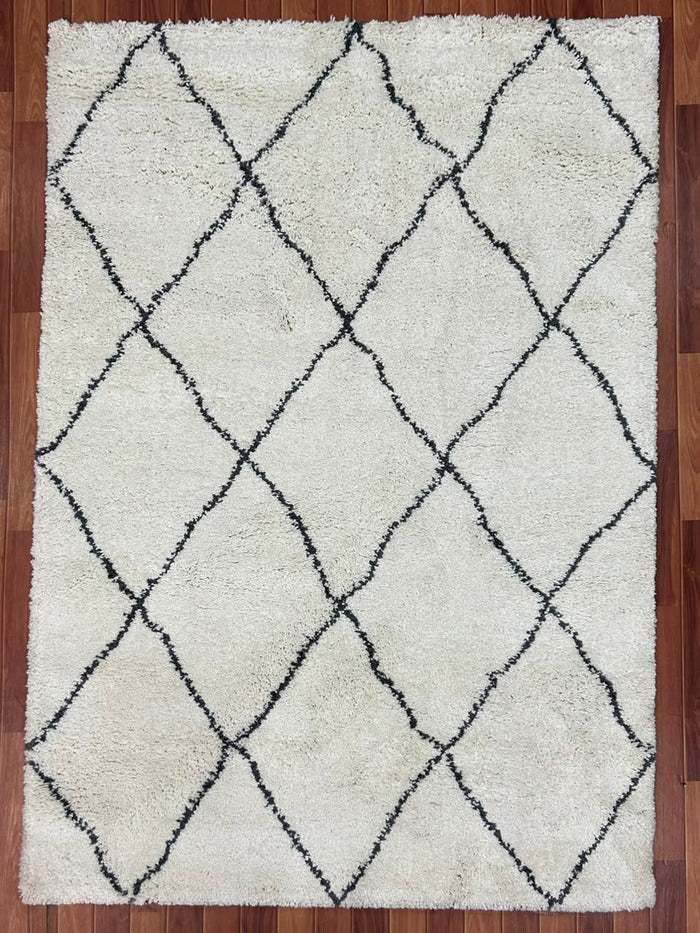 Diamond Lattice Shag Rug