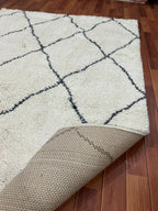 Diamond Lattice Shag Rug