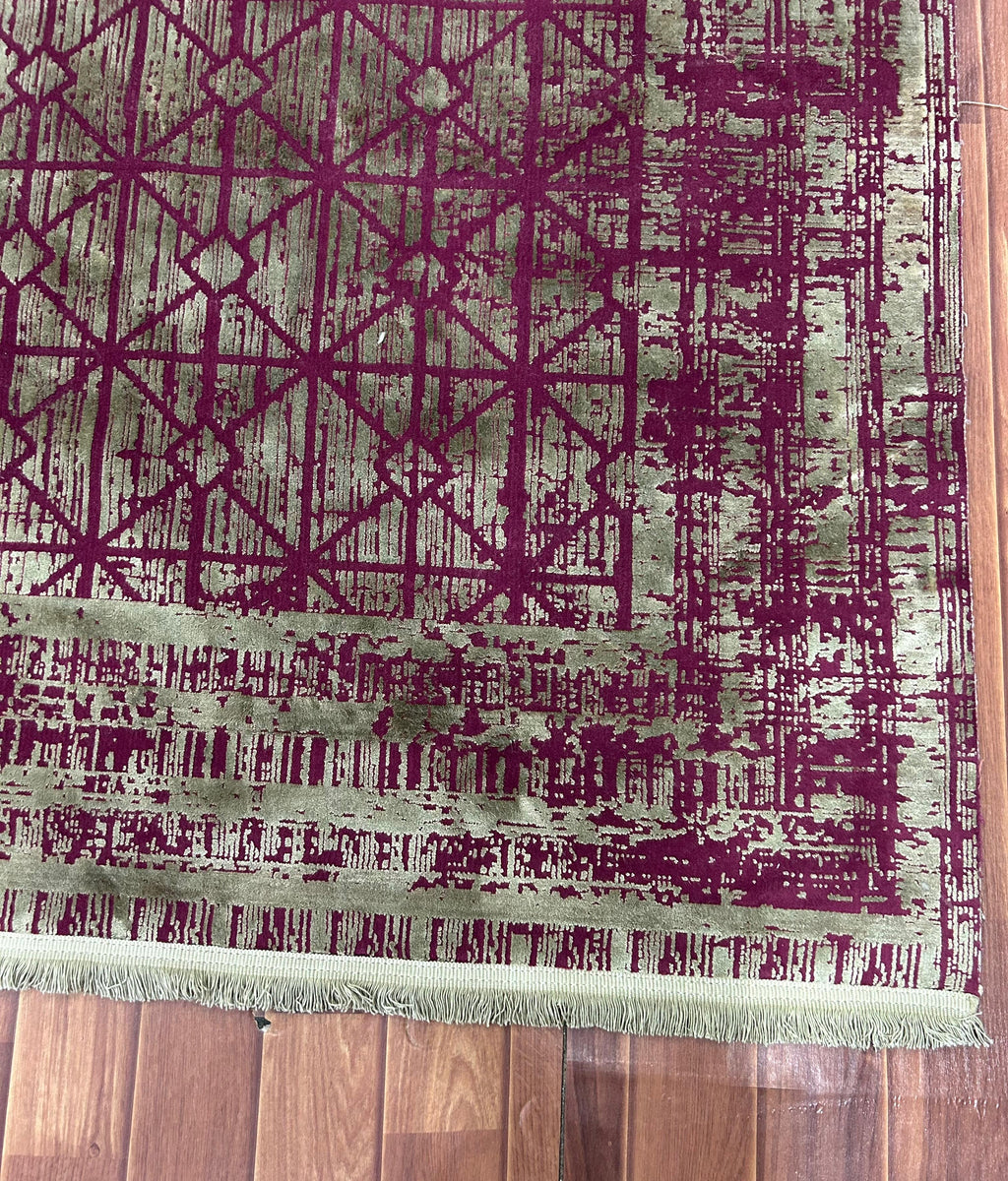 Burgundy Lattice Sage Rug